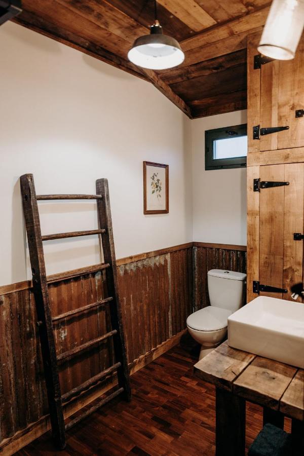 La Ferme Du Pont De Maumy, Cabane Au Bord De L'Etang Et Bain Nordique Busserolles Екстер'єр фото