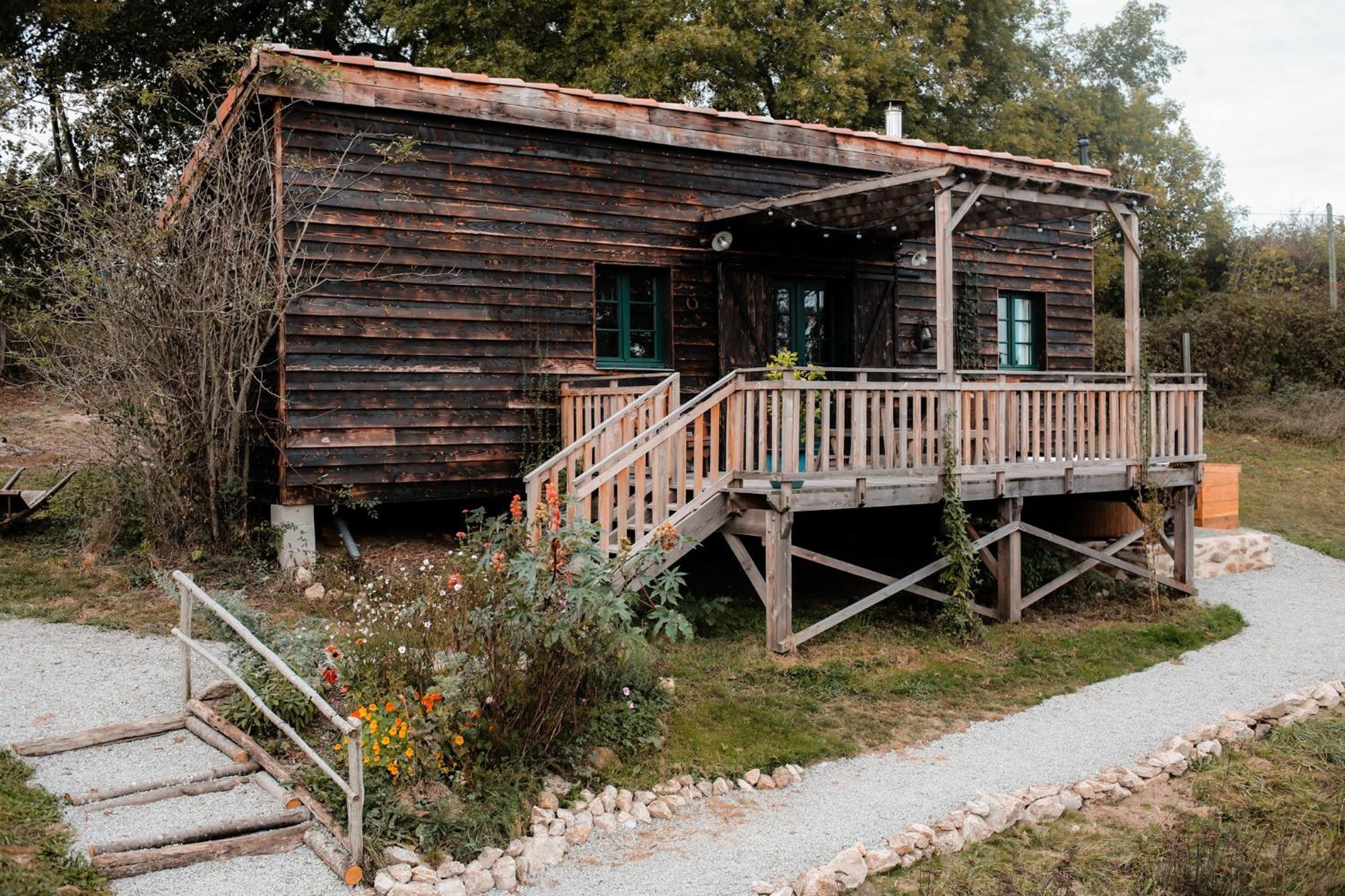 La Ferme Du Pont De Maumy, Cabane Au Bord De L'Etang Et Bain Nordique Busserolles Екстер'єр фото
